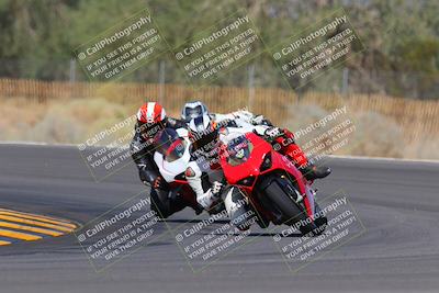 media/Oct-03-2022-Moto Forza (Mon) [[5f077a3730]]/Advanced Group/Session 3 (Turn 3)/